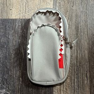 Accessory pouch